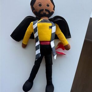 Lando Calrissian Disney Parks Star Wars Galaxy's Edge Plush Toy Yellow Cape